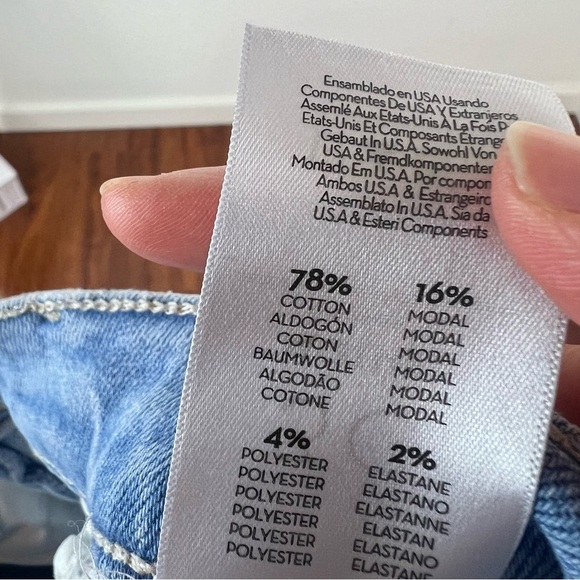 MOTHER The Insider Crop Step Fray in Limited Edition Light Wash size 30 - Picture 12 of 13